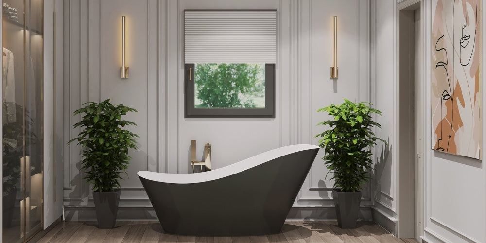 salle de bain avec applique murale