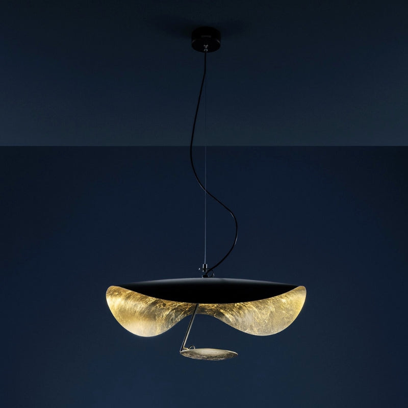 suspension noir et dore 5