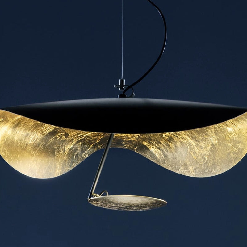 suspension noir et dore 6