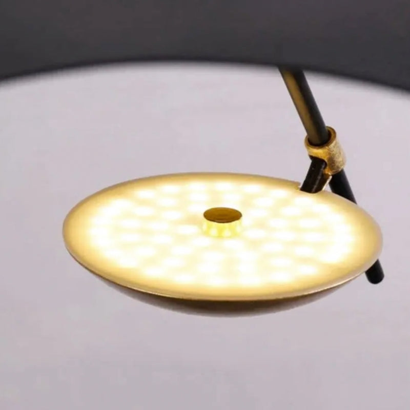 suspension noir et dore 8